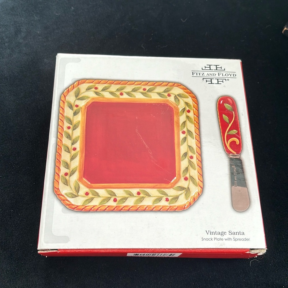 Fitz and Floyd Vintage Santa Snack Plate w/Spreader NWT